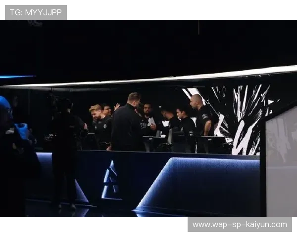 CS2 选手训练营助力新秀成长，csgog2教练